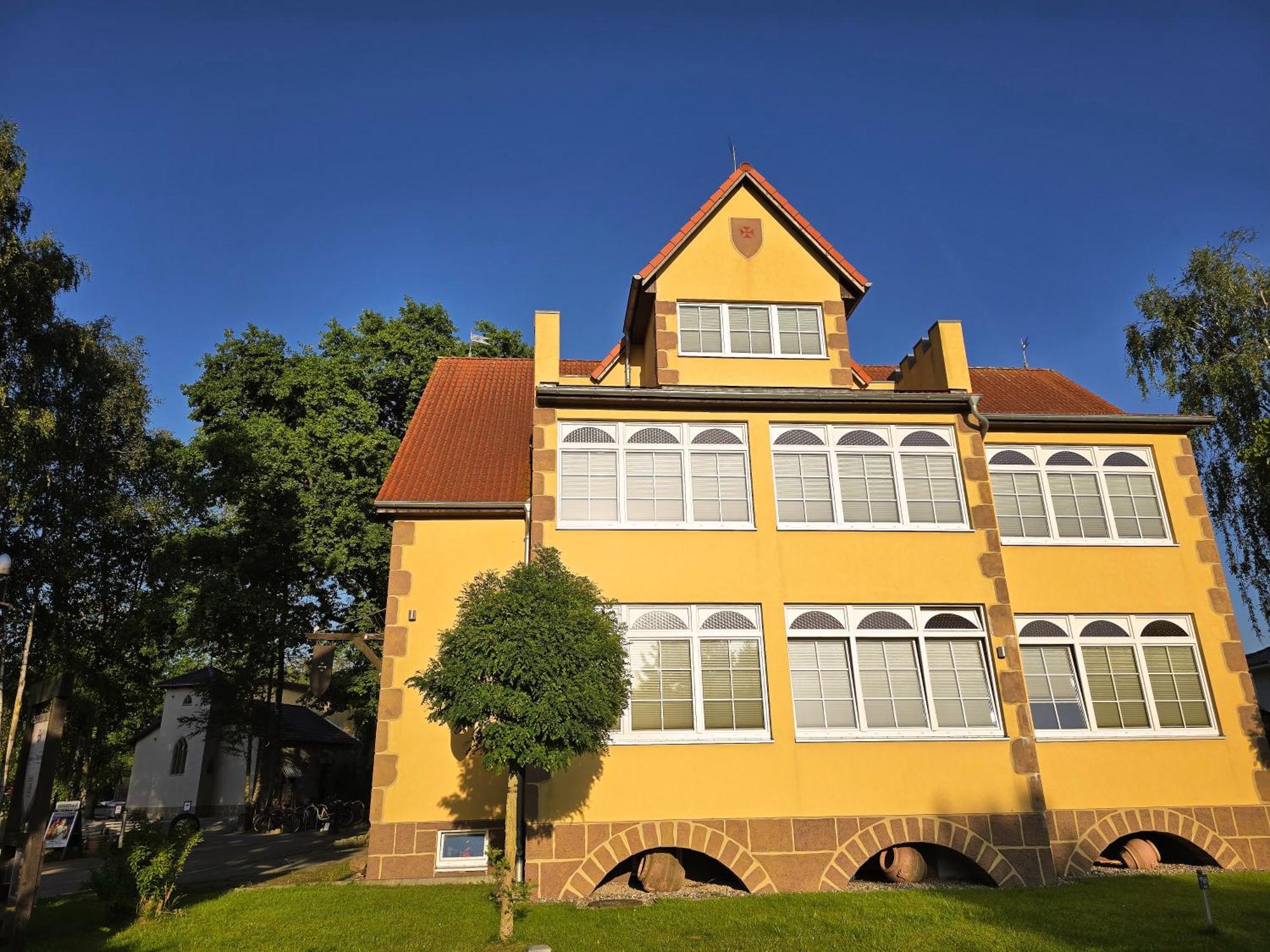 Ostsee-Rittergut-Ruegen Mit Binzhotel & Ordenskapelle & Romantikgut ภายนอก รูปภาพ
